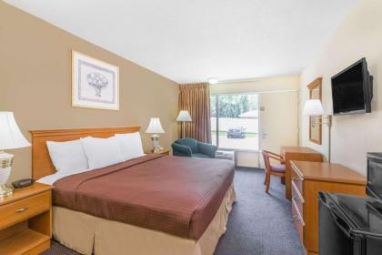 Days Inn by Wyndham Christiansburg - image 14