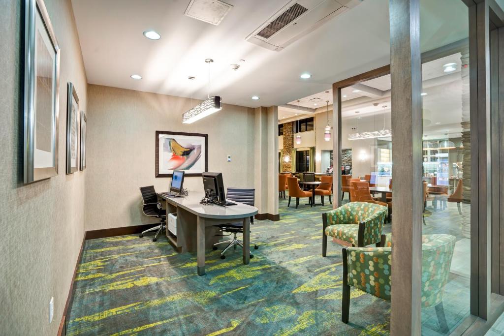 Homewood Suites by Hilton Christiansburg - image 3