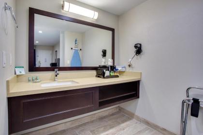 SureStay Plus Hotel by Best Western Chula Vista West - image 12