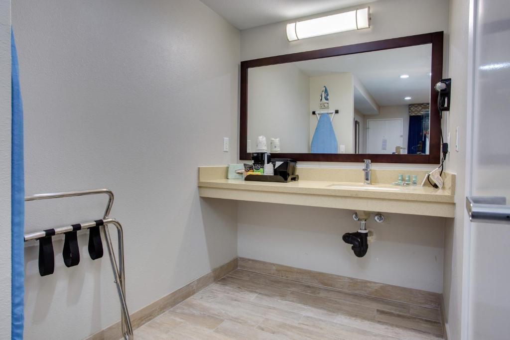 SureStay Plus Hotel by Best Western Chula Vista West - image 6