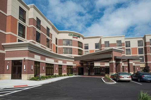 Courtyard by Marriott Cincinnati Midtown/Rookwood - main image