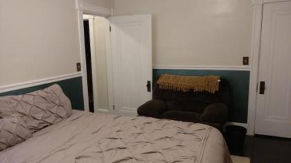 Homestay in Westwood 97909 - image 4