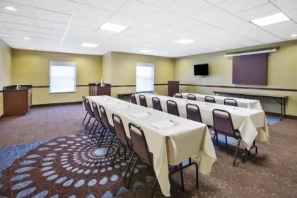 Holiday Inn Express Hotel & Suites Circleville an IHG Hotel - image 16