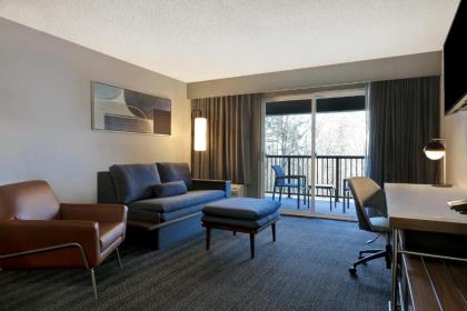 Courtyard by Marriott Portland Southeast/Clackamas - image 11