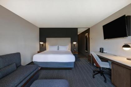 Courtyard by Marriott Portland Southeast/Clackamas - image 8