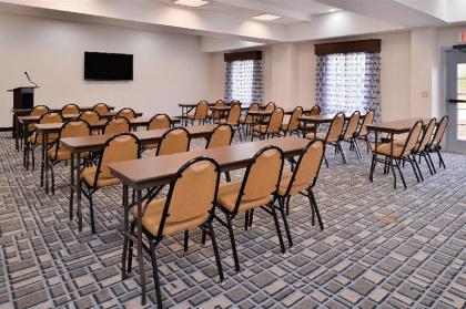 Holiday Inn Express Clanton - image 11