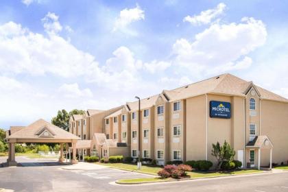 Microtel Claremore Ok