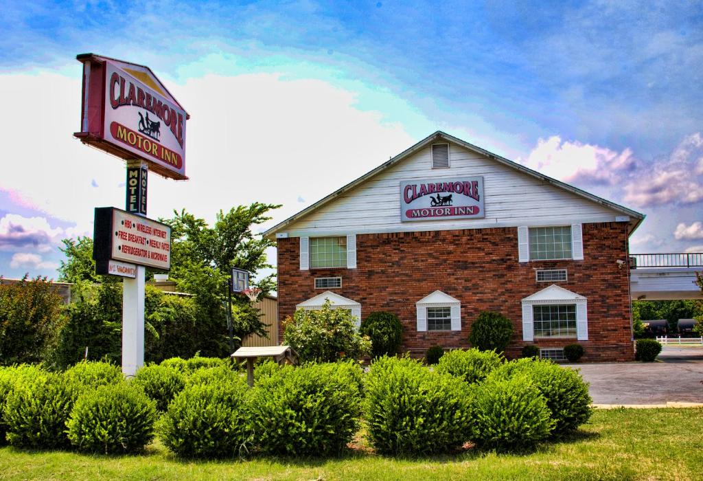 Claremore Motor Inn - main image