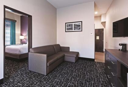 La Quinta by Wyndham Claremore - image 12