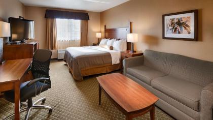 Best Western Plus Red River Inn - image 13