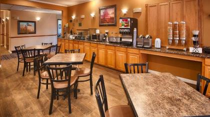 Best Western Plus Red River Inn - image 3