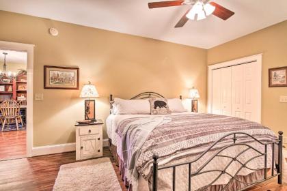 Peaceful High-End Clarkesville Apt on Horse Farm! - image 14