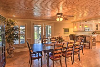 Serving Southern Charm at this Clarkesville House! - image 8