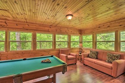 The Apple Dumpling Cabin Pool Table Grill - image 2