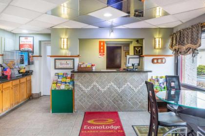 Econo Lodge Summit - Scranton - image 7