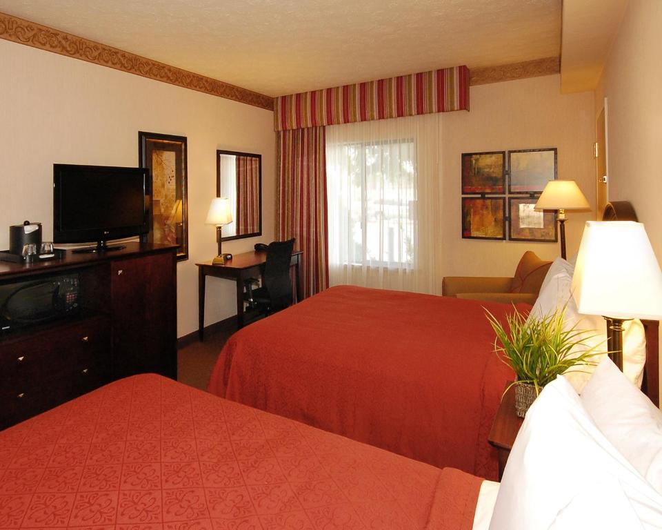 Holiday Inn - Clarkston - Lewiston an IHG Hotel - image 2