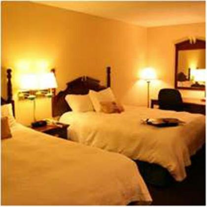 Hampton Inn Clarksville - image 13