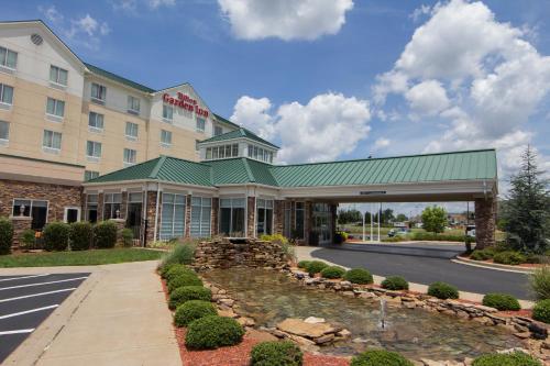 Hilton Garden Inn Clarksville - main image