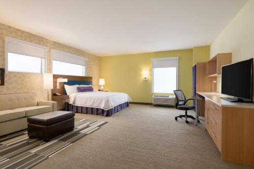 Home2 Suites by Hilton Clarksville/Ft. Campbell - image 5