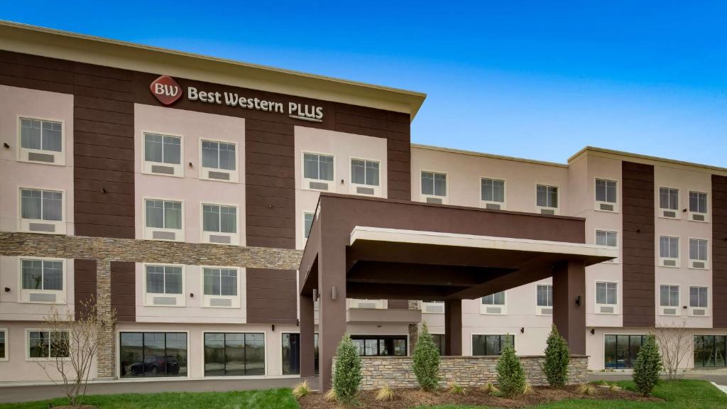 Best Western Plus Louisville North - main image