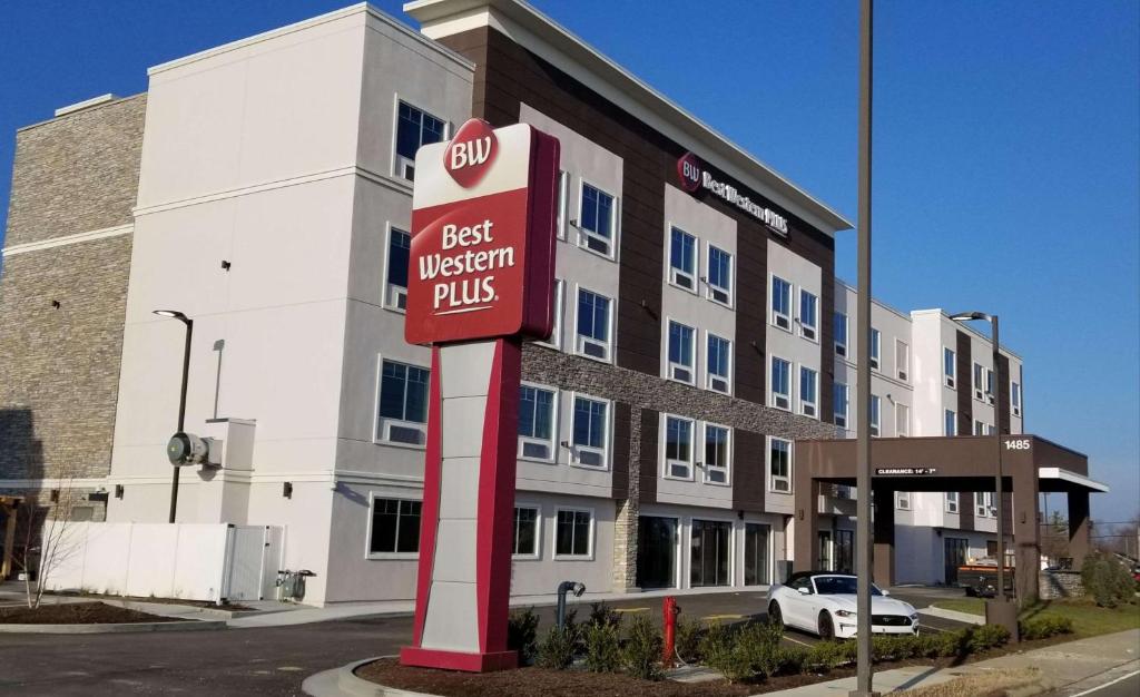 Best Western Plus Louisville North - image 2