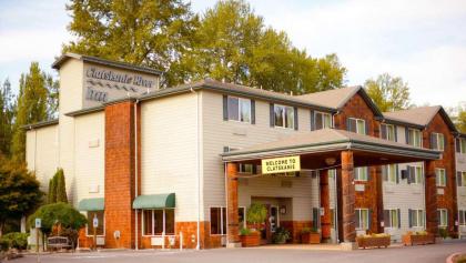 Clatskanie River Inn - image 1