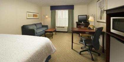 Hampton Inn Syracuse Clay - image 2