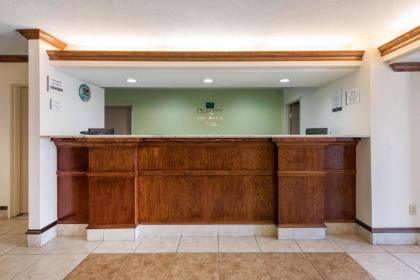 Quality Inn & Suites - image 3