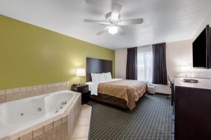 Quality Inn & Suites - image 8