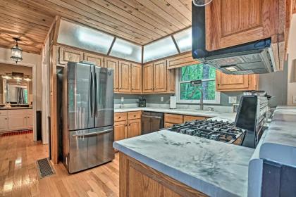 Luxe Clayton Cabin with Expansive Deck and Grill! - image 8