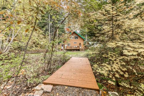 Yakima River Cabin - image 3