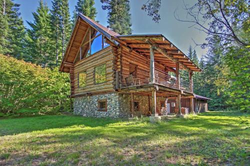 Cozy Easton Cabin with Wenatchee Natl Forest Views! - image 5