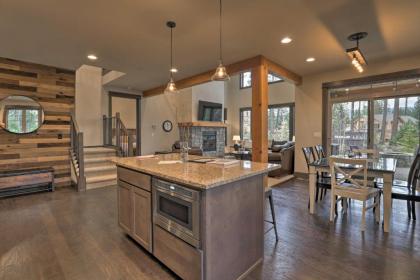 Luxurious Suncadia Resort Retreat with Hot Tub! - image 9