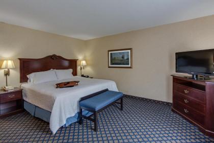 Hampton Inn Clearfield - image 9