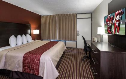 Red Roof Inn Clearfield - image 14