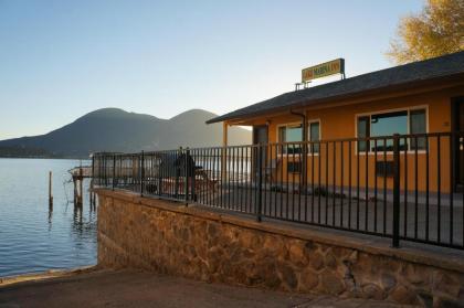 Lake Marina Inn - image 12