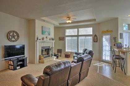 Cozy Clearlake Oaks Home with Game Room Dock and Deck! - image 15