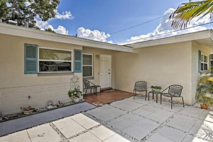 Retreat with Patio 6 mi to Clearwater Beach! - image 15