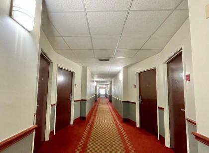 FairBridge Inn & Suites Cleburne - image 6