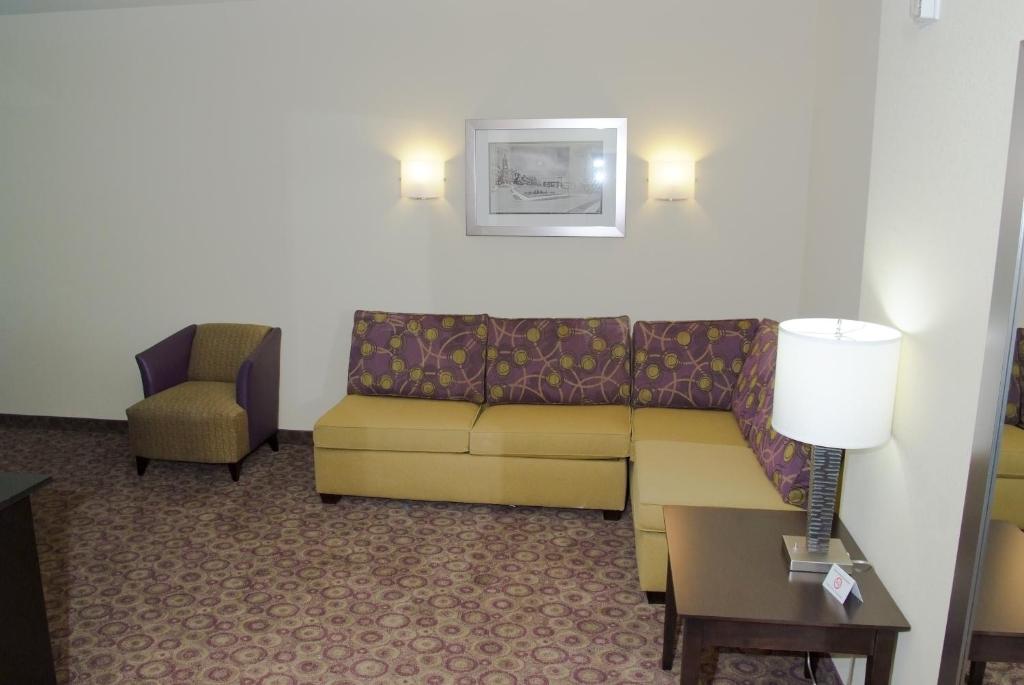 Holiday Inn Express Hotel & Suites Clemson - University Area an IHG Hotel - image 7