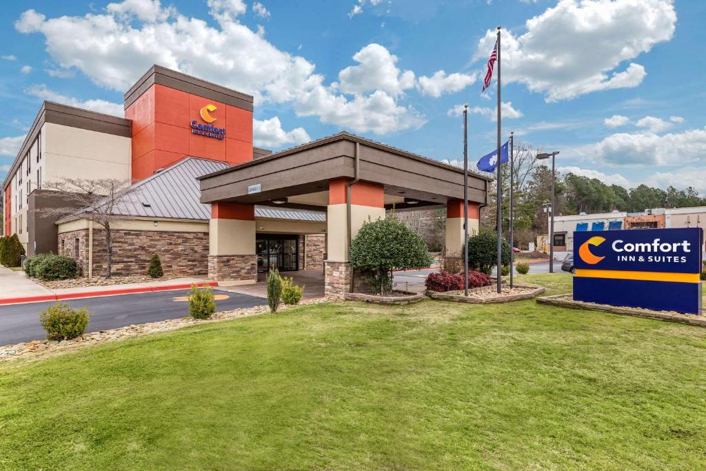 Comfort Inn & Suites Clemson - University Area - main image