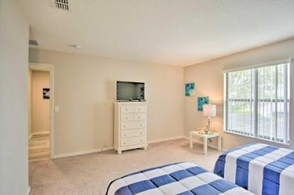 Villa with Game Room and Pool 9 miles to Disney! - image 4