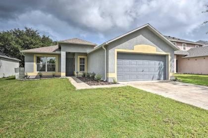 Charming Clermont Home 10 mi to Disney Parks