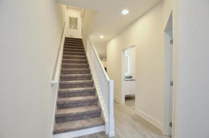 Amazing New 3 Bedroom&loft Townhouse In Hidden Forest With Private Pool! - image 4