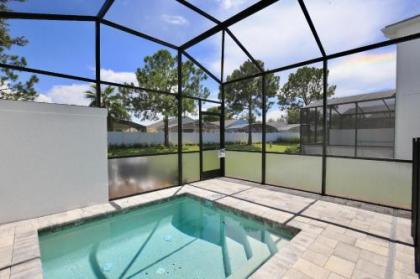 Great NEW 4 bedroom townhouse in Hidden Forest with private pool Florida