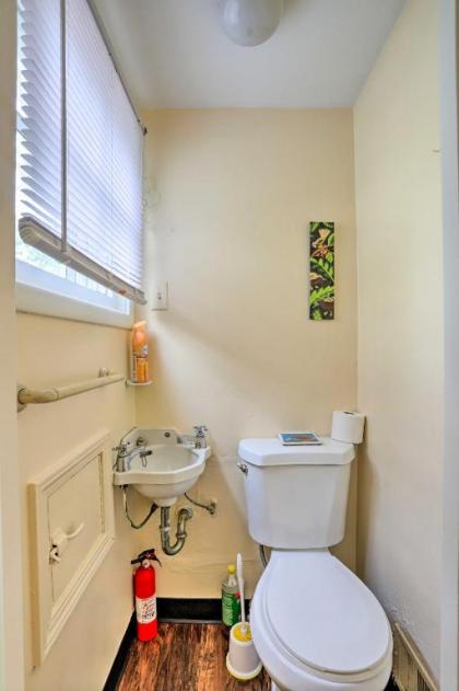 Pet-Friendly Home Less Than 8 Mi to Downtown Cleveland! - image 9