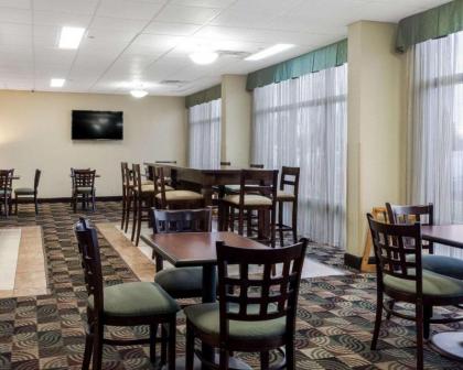 Quality Inn Cleveland - image 15