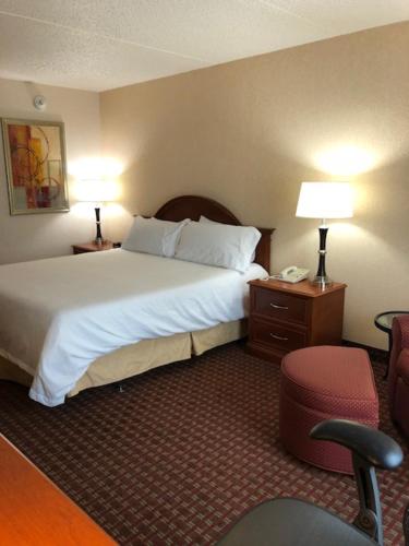 Hilton Garden Inn Cleveland Airport - image 4