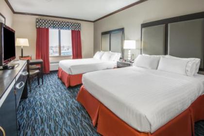 Holiday Inn Express Brookpark-Cleveland Airport Hotel - image 2