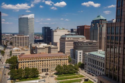 Cleveland Marriott Downtown at Key Tower - image 3